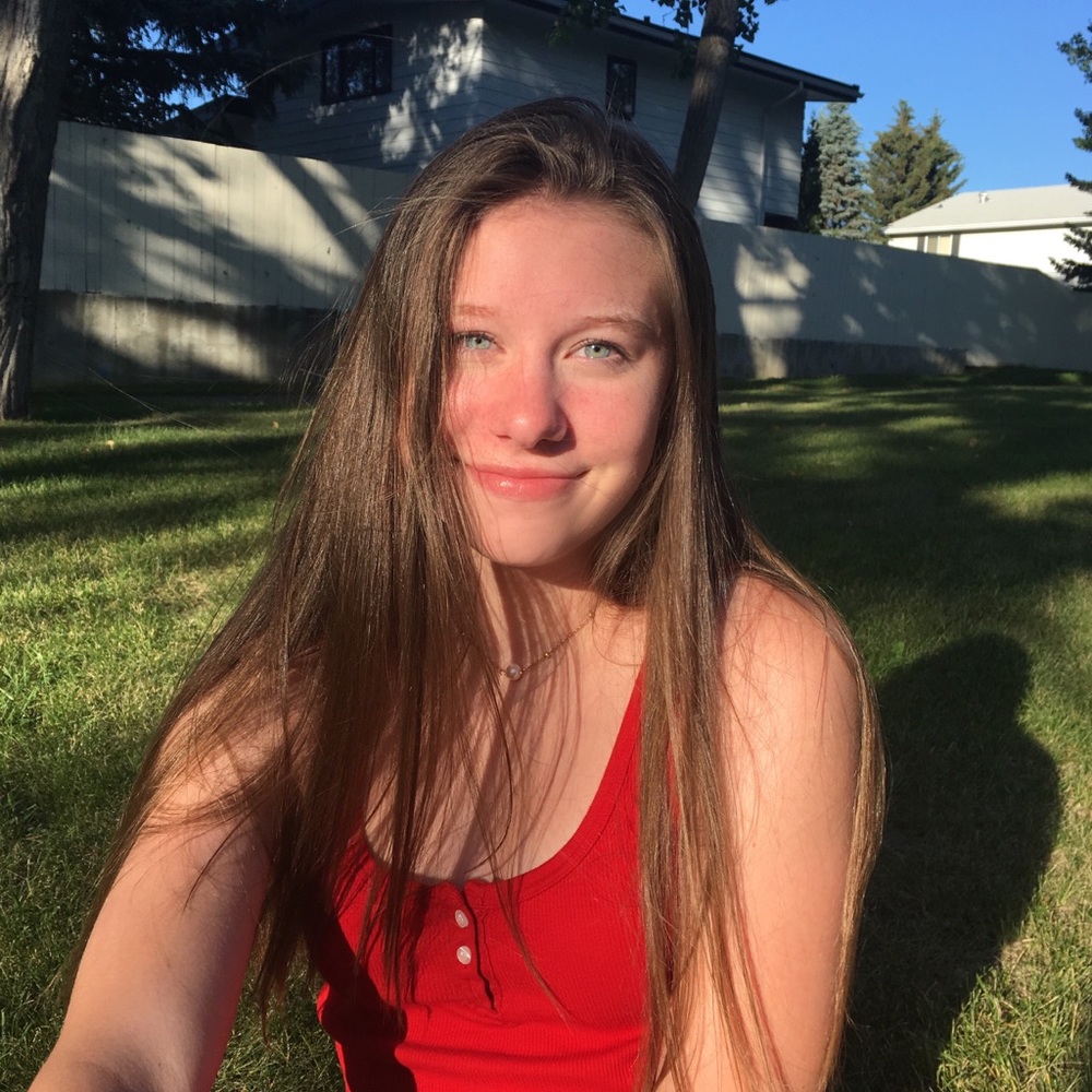 Meet your Posher, Hayley